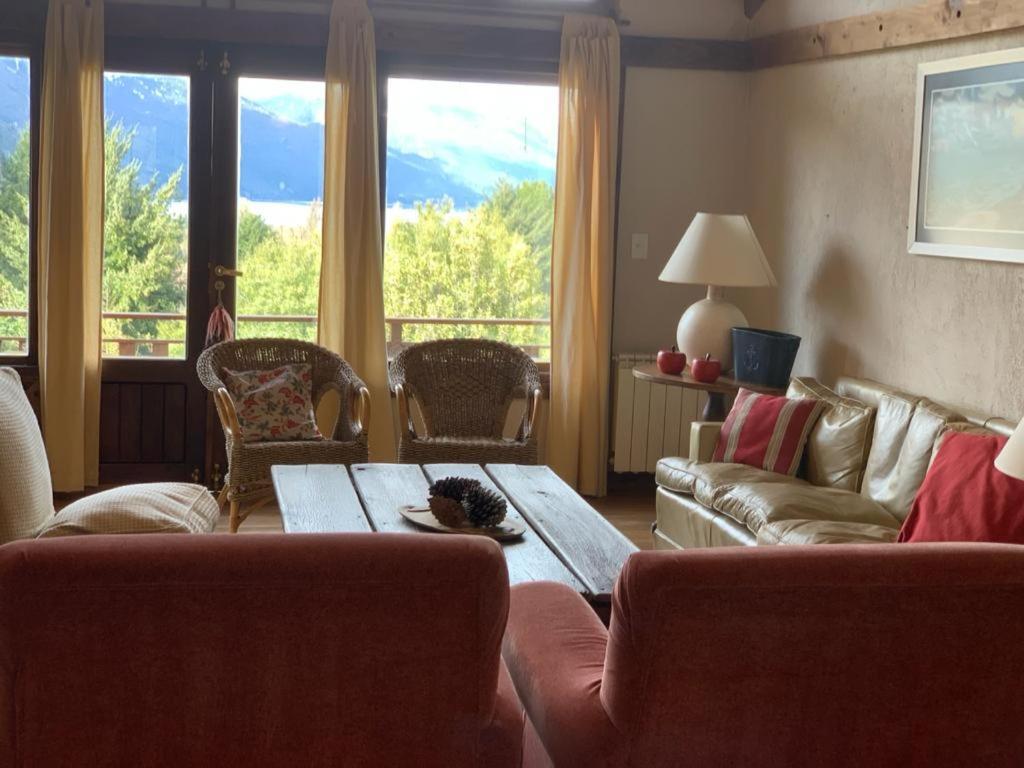 Arelauquen Bungalows & Suites سان كارلوس دي باريلوتشي المظهر الخارجي الصورة