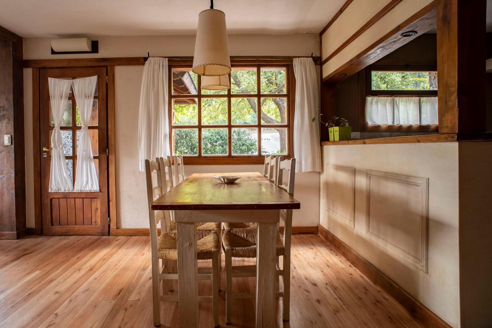 Arelauquen Bungalows & Suites سان كارلوس دي باريلوتشي المظهر الخارجي الصورة