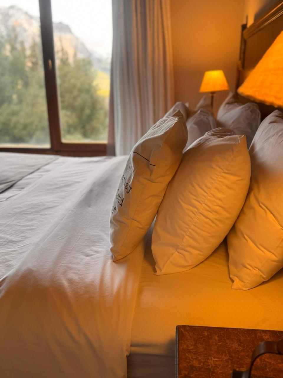 Arelauquen Bungalows & Suites سان كارلوس دي باريلوتشي المظهر الخارجي الصورة