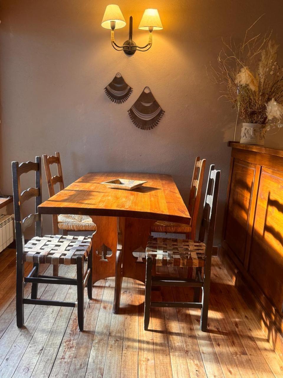 Arelauquen Bungalows & Suites سان كارلوس دي باريلوتشي المظهر الخارجي الصورة