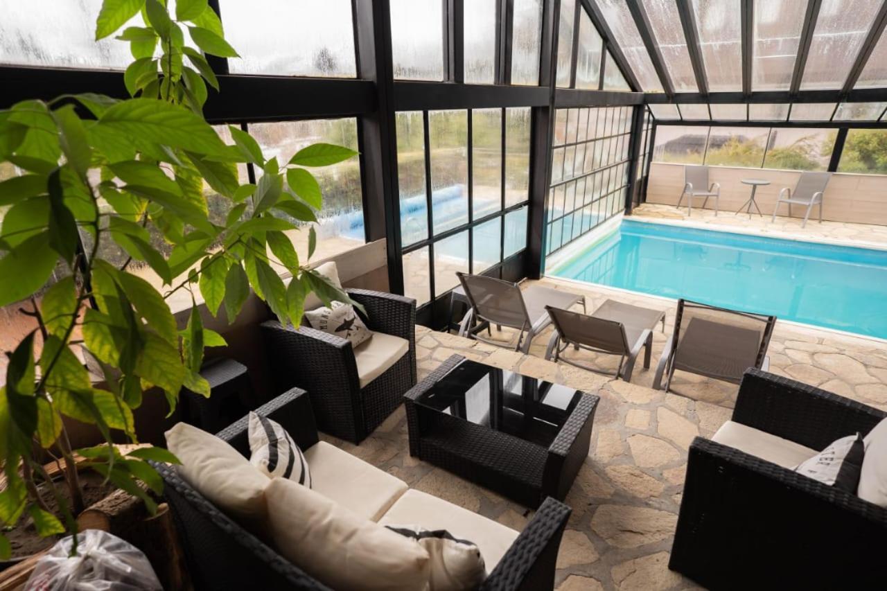 Arelauquen Bungalows & Suites سان كارلوس دي باريلوتشي المظهر الخارجي الصورة