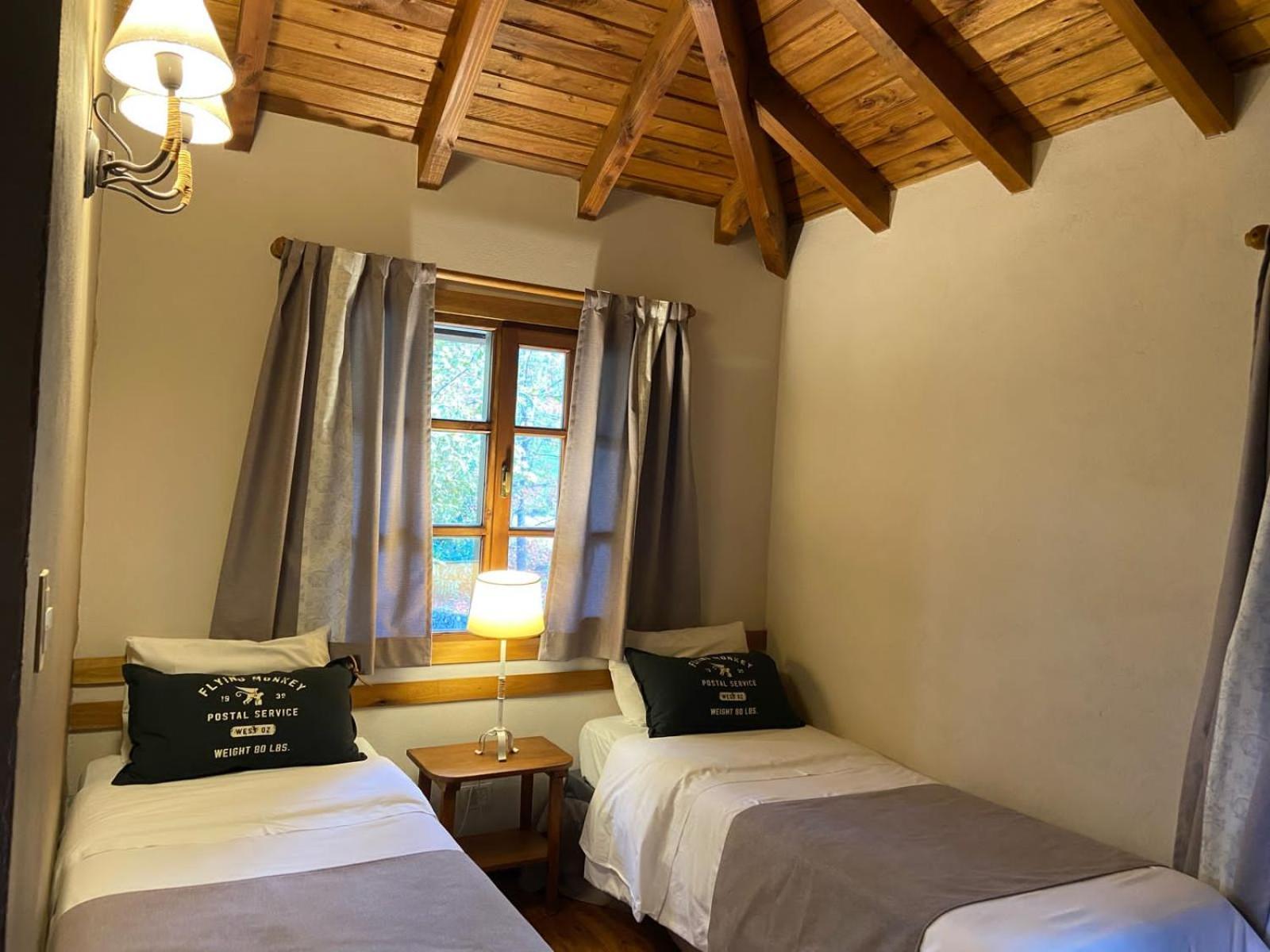 Arelauquen Bungalows & Suites سان كارلوس دي باريلوتشي المظهر الخارجي الصورة