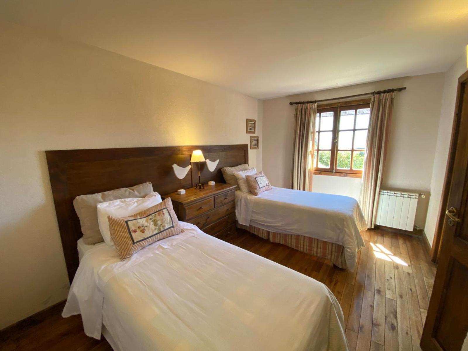 Arelauquen Bungalows & Suites سان كارلوس دي باريلوتشي المظهر الخارجي الصورة